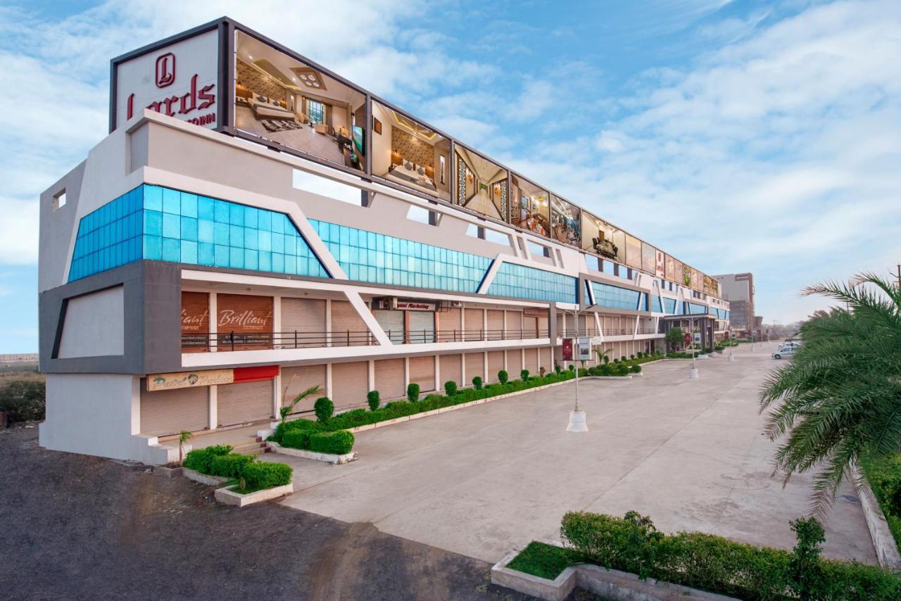 Lords Eco Inn Morbi Extérieur photo